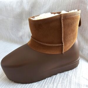 UGG Classic Mini Pumped Molded Brown Boots Womens Size 10/Mens 9 S/N 1158370
